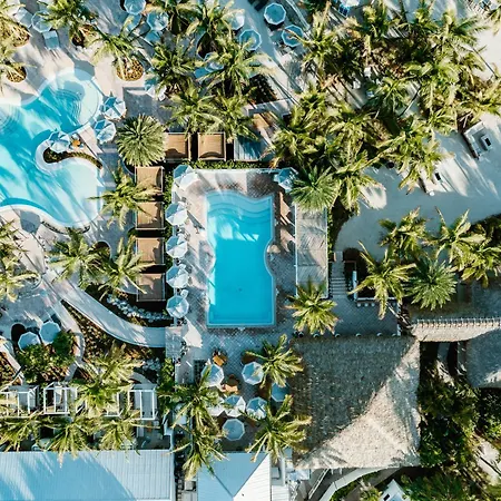 Islander Resort-2